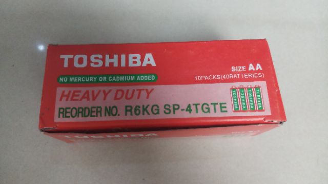 vỉ 4 viên pin Toshiba AA ( pin đồng hồ)