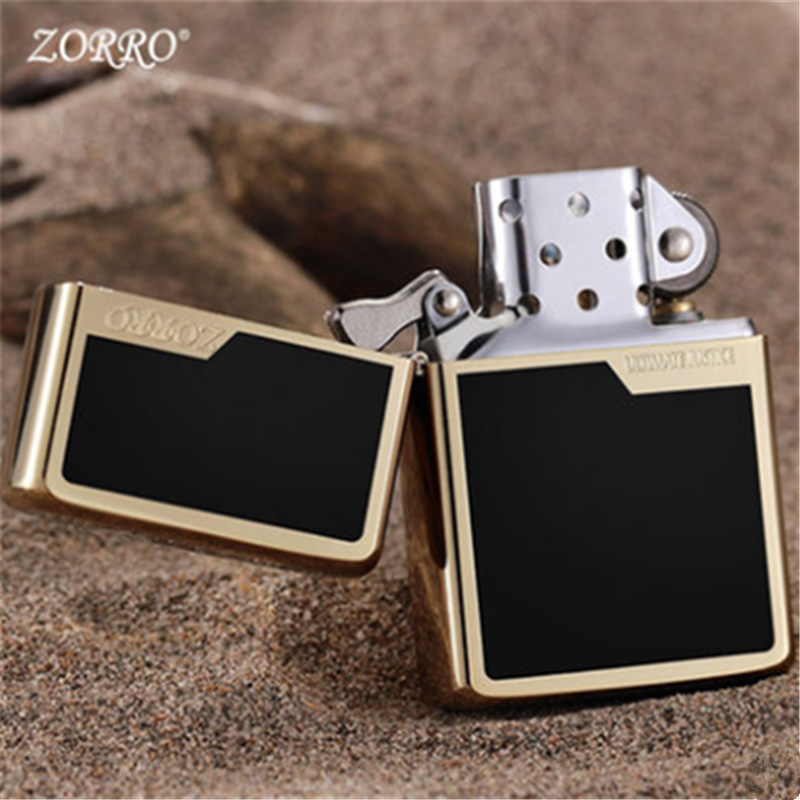 Bật lửa xăng đá zorro 6007 cao cấp- Đen viền vàng
