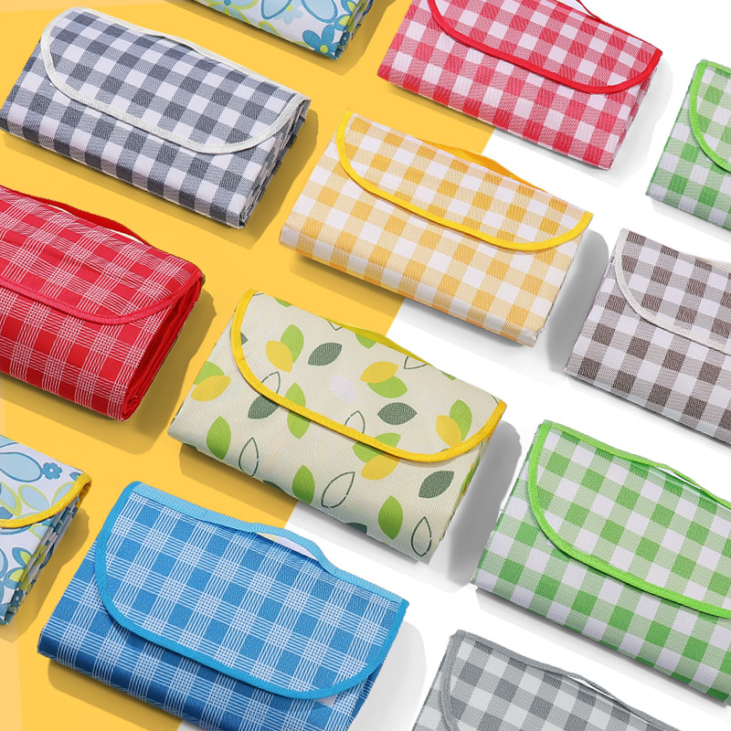 Thảm dã ngoại B23 thảm picnic dễ gấp gọn tiện lợi đi du lịch (giao nghẫu nhiên) NXNDB23
