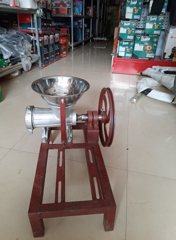 Meat Grinder Extruder 12