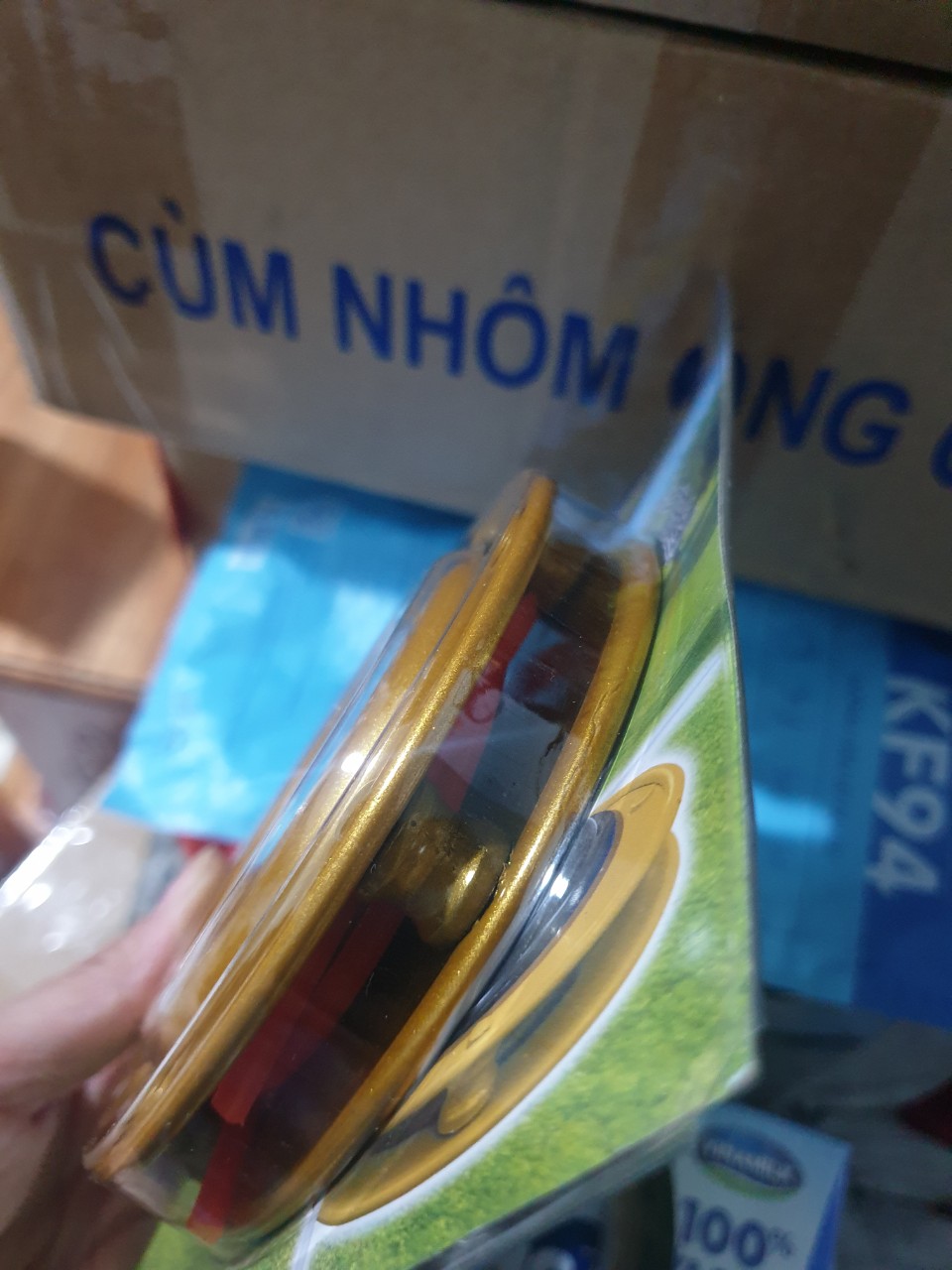 BÁT CƯỚC( Ổ CƯỚC) CẮT CỎ CHẤU  MAKATA . CÓ CON LĂN