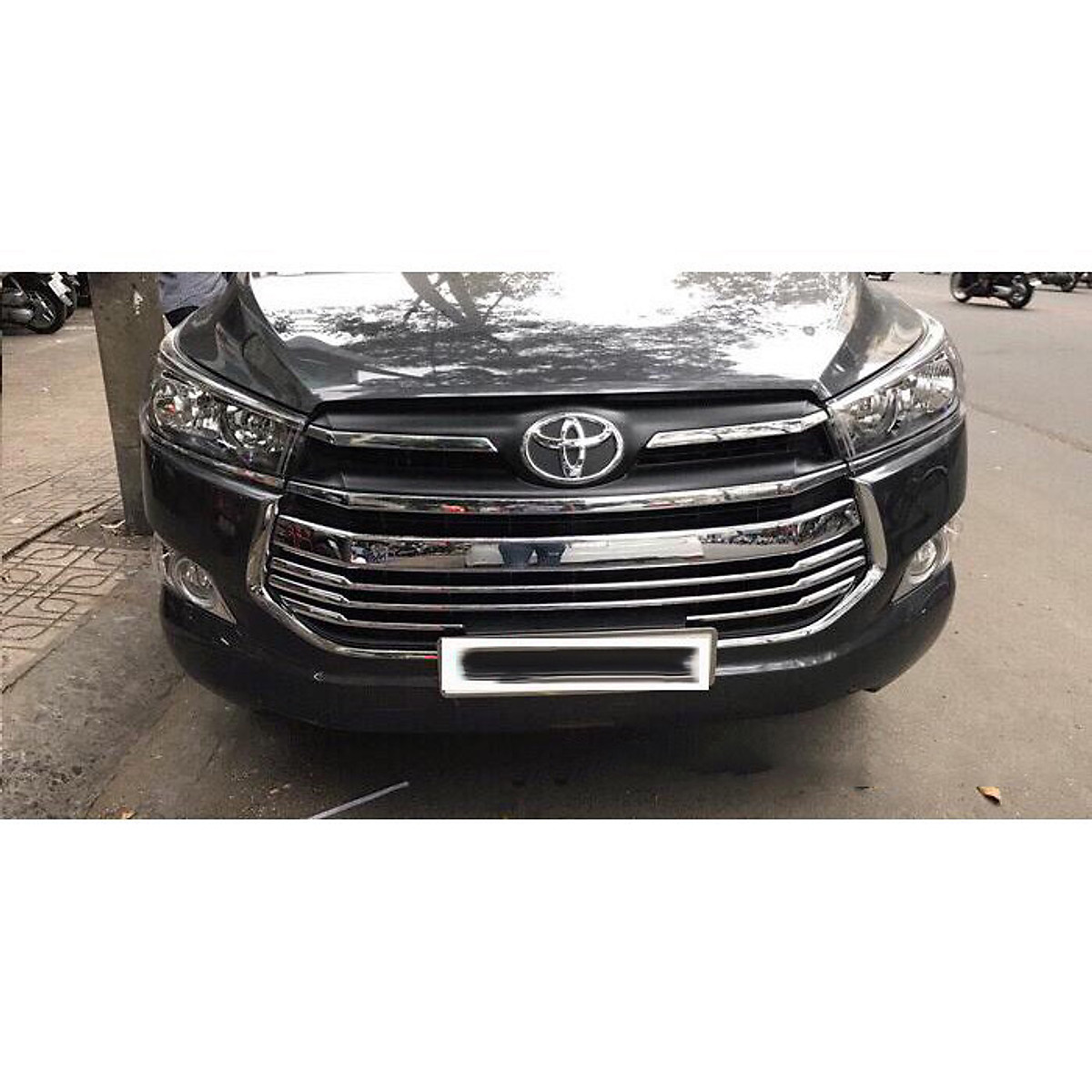 Bộ ốp mặt ca lăng cho innova 2017-2020