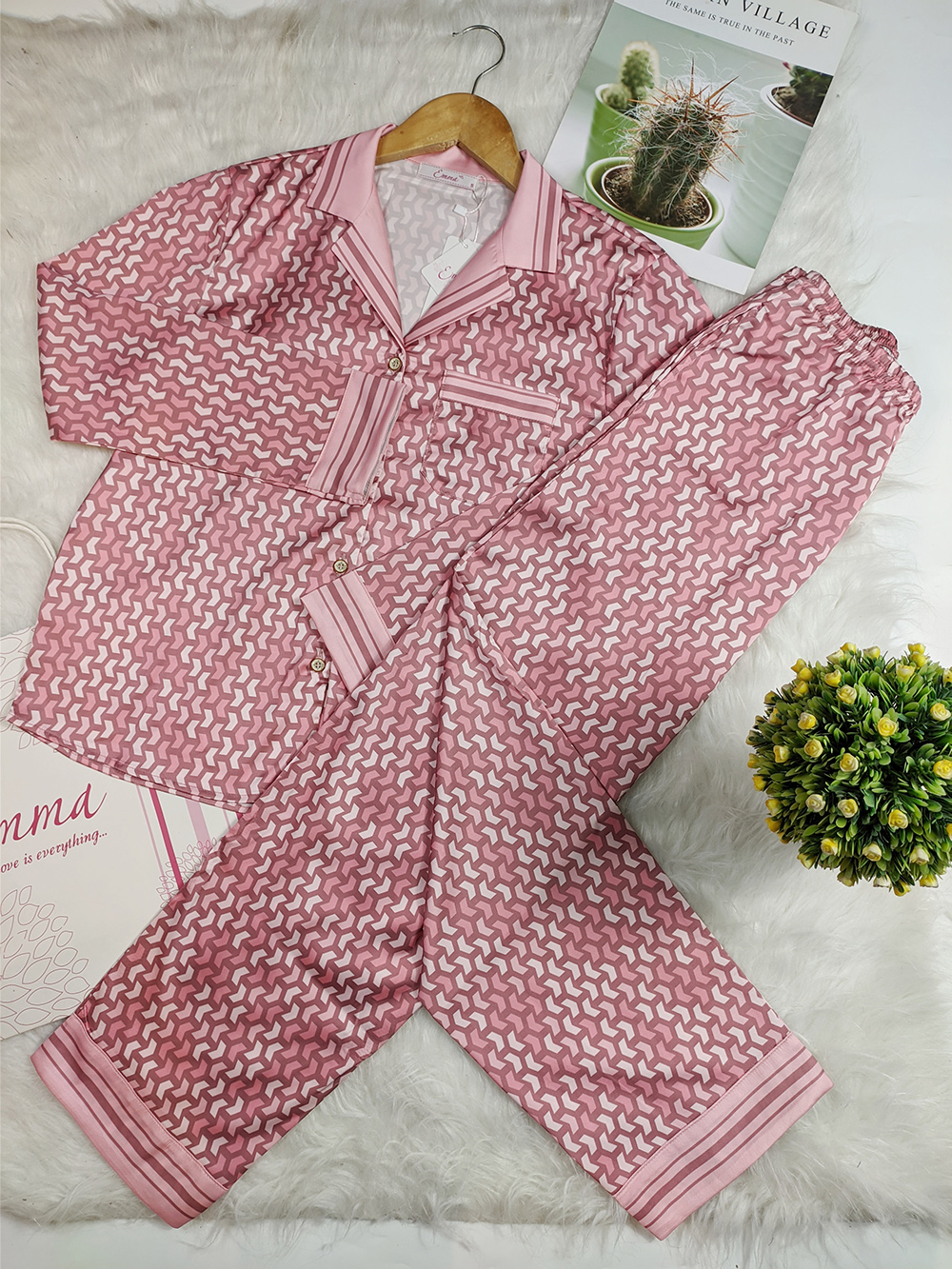 Đồ Bộ Mặc Nhà Pyjama Lụa Tay Dài, Quần Dài Emma ETLU.21.045