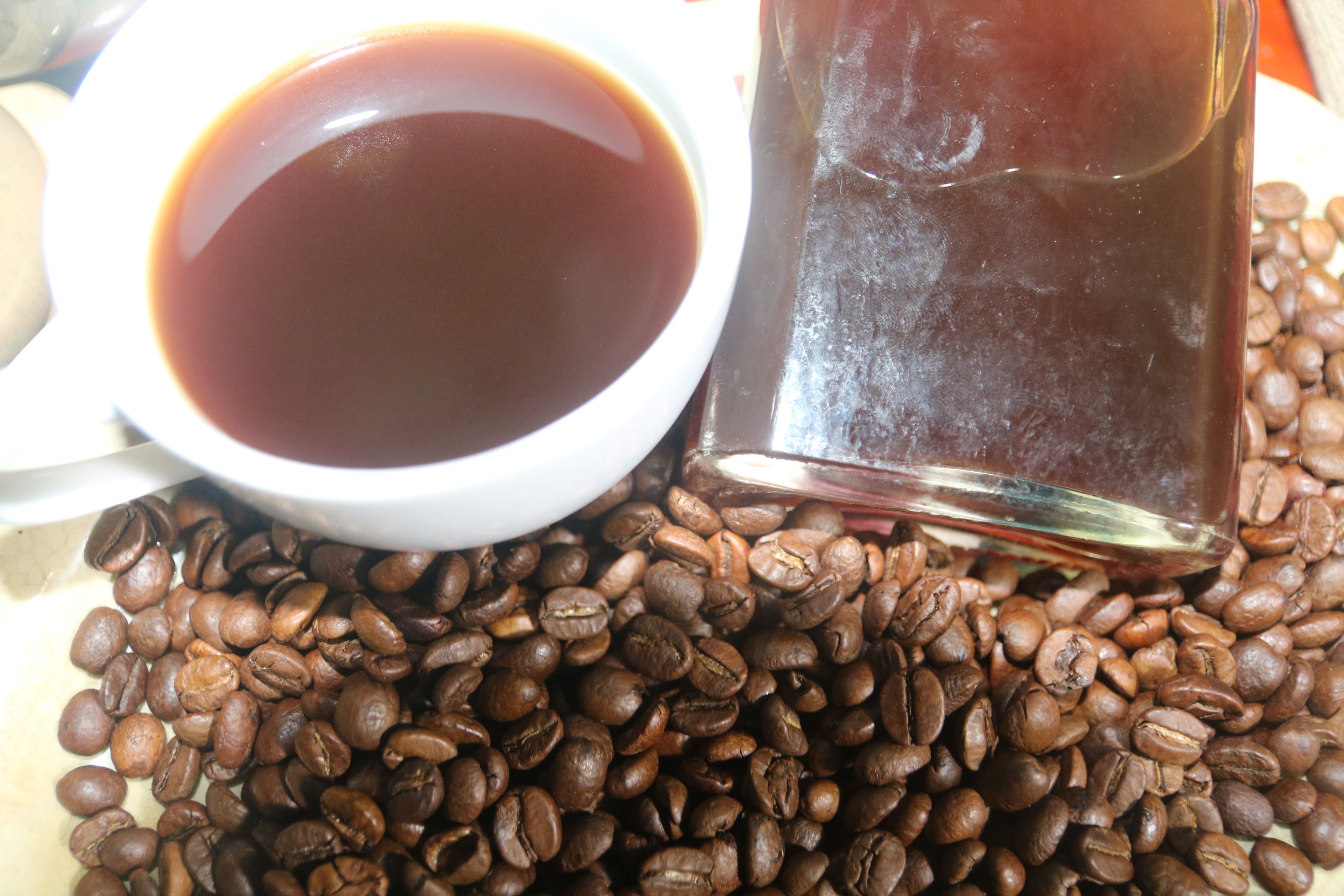 cà phê hạt robusta honey, rang mộc, pha phin hoặc pha máy