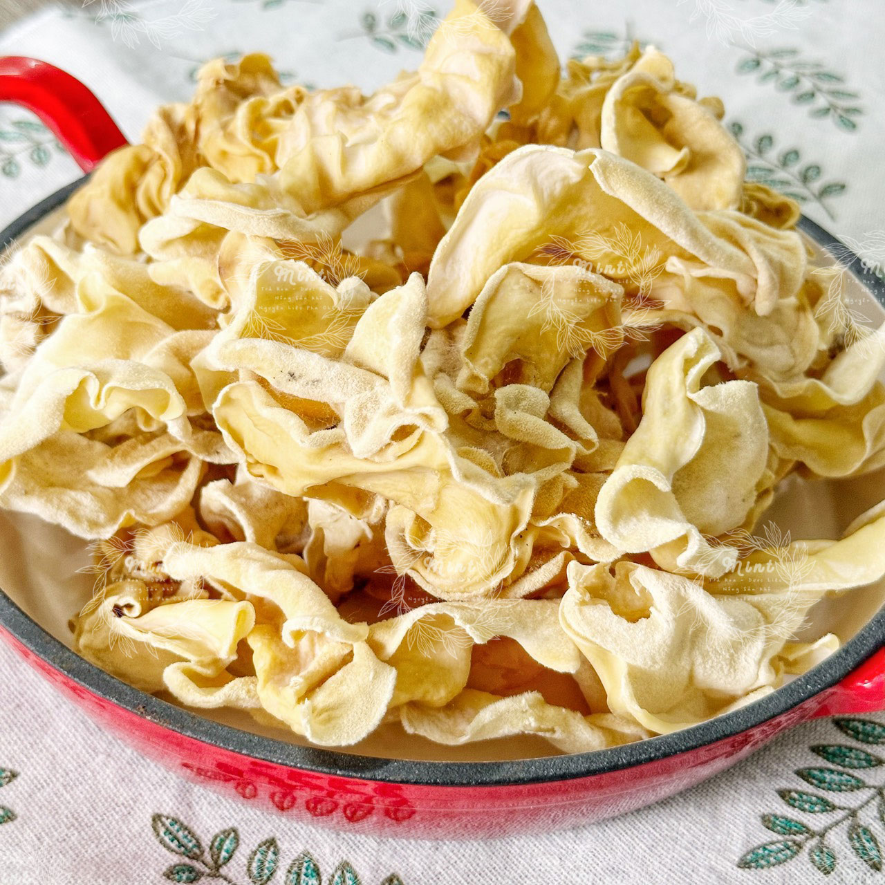 Mộc Nhĩ Trắng Sấy Khô (Nấm Mèo Trắng - Nấm Tuyết Nhĩ - Ngân Nhĩ) - Túi 250gr