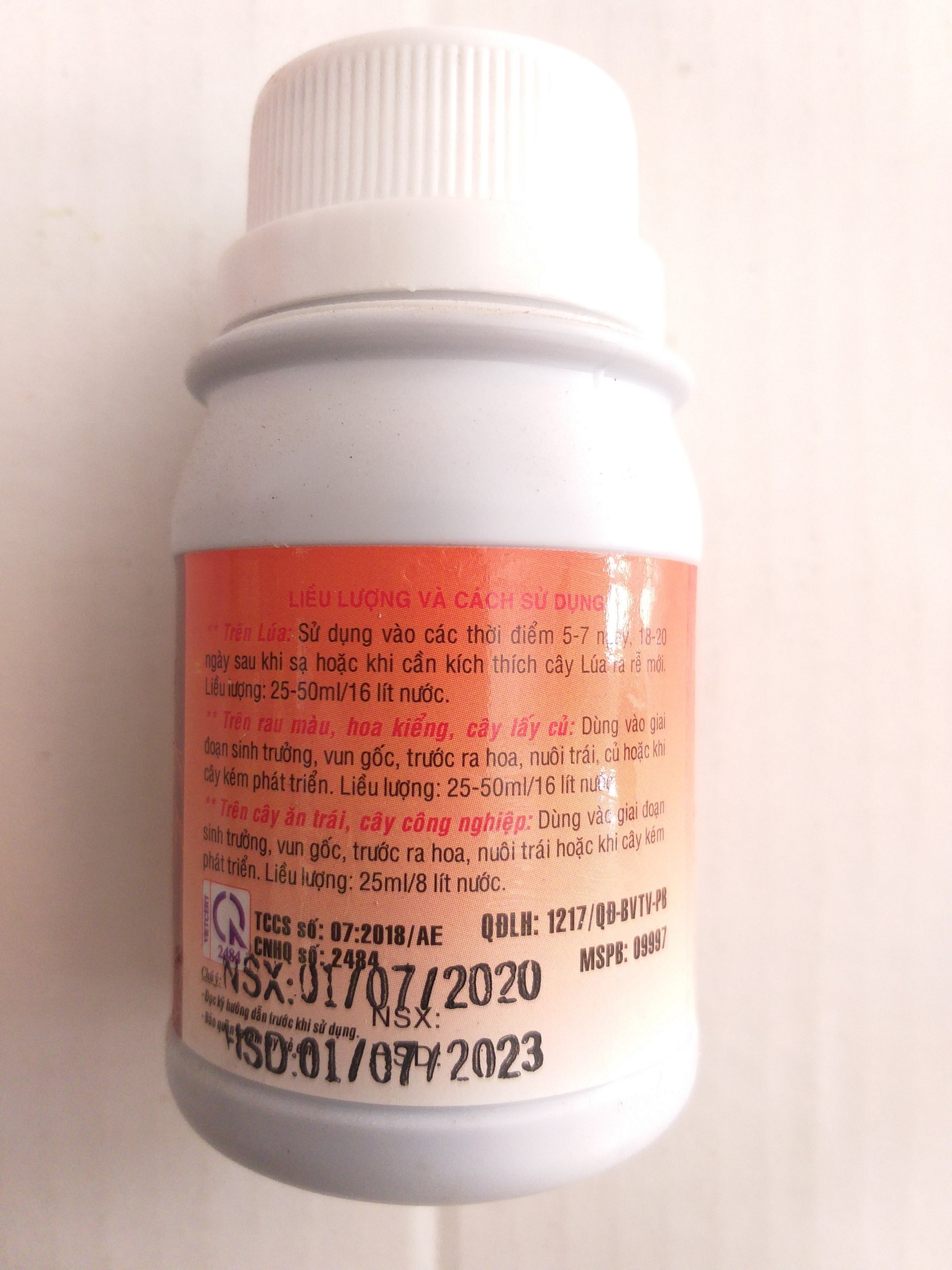 Phân bón lá NPK sinh học AE.NITO - HUMIC
