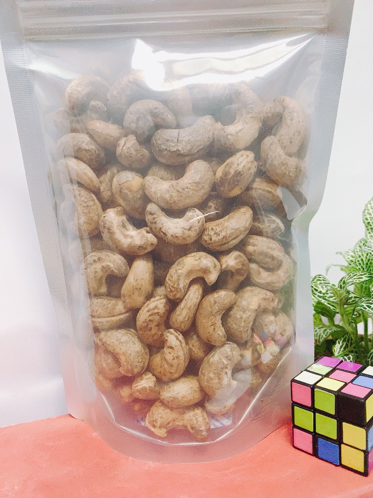 Hạt điều khô vỏ lụa rang muối nguyên hạt cao cấp ( 250gr/ túi)