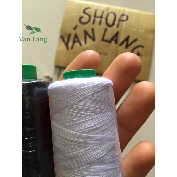2 Cuộn Chỉ may màu trắng / đen