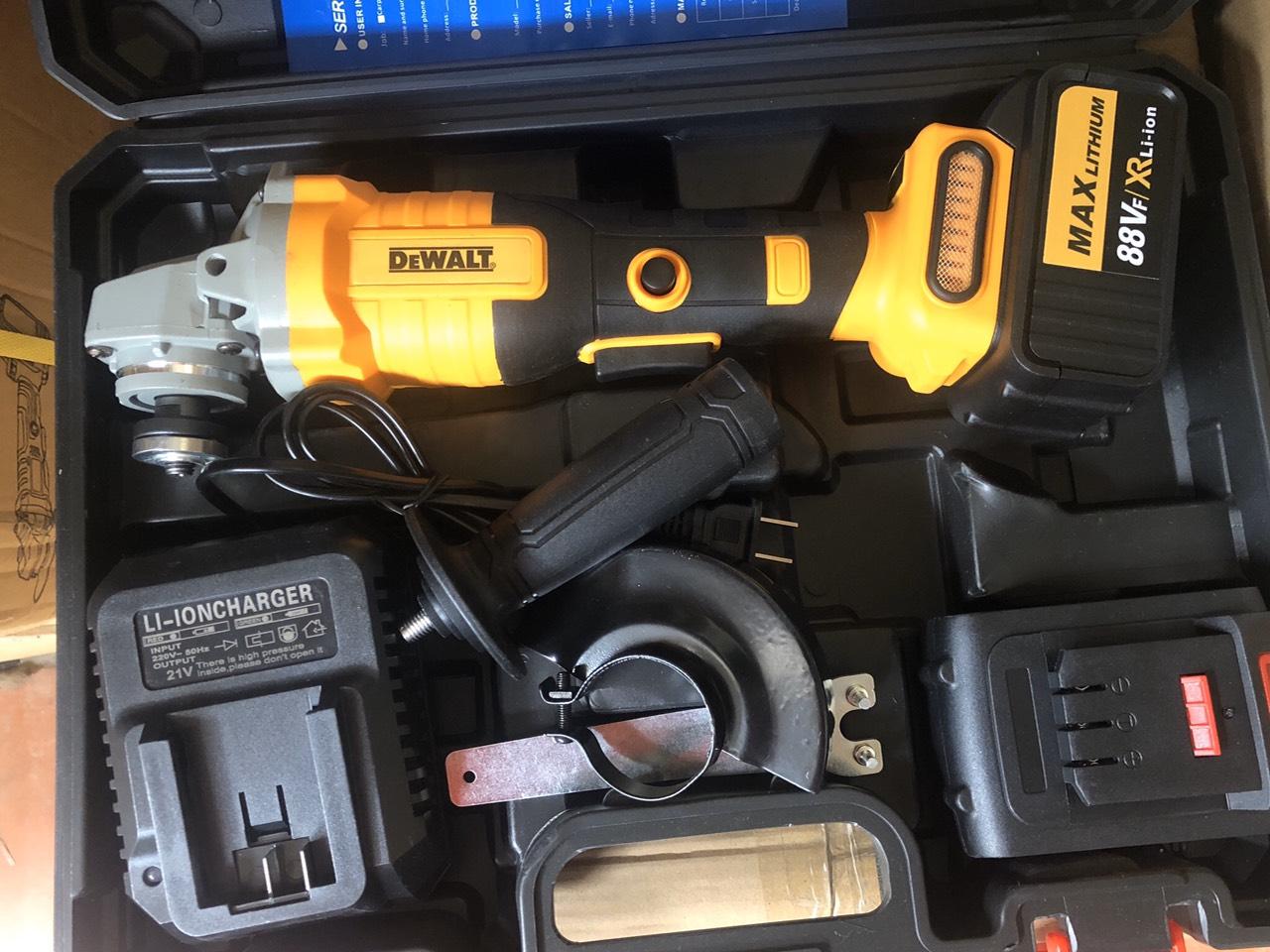 Máy mài pin DEWALT không chổi than