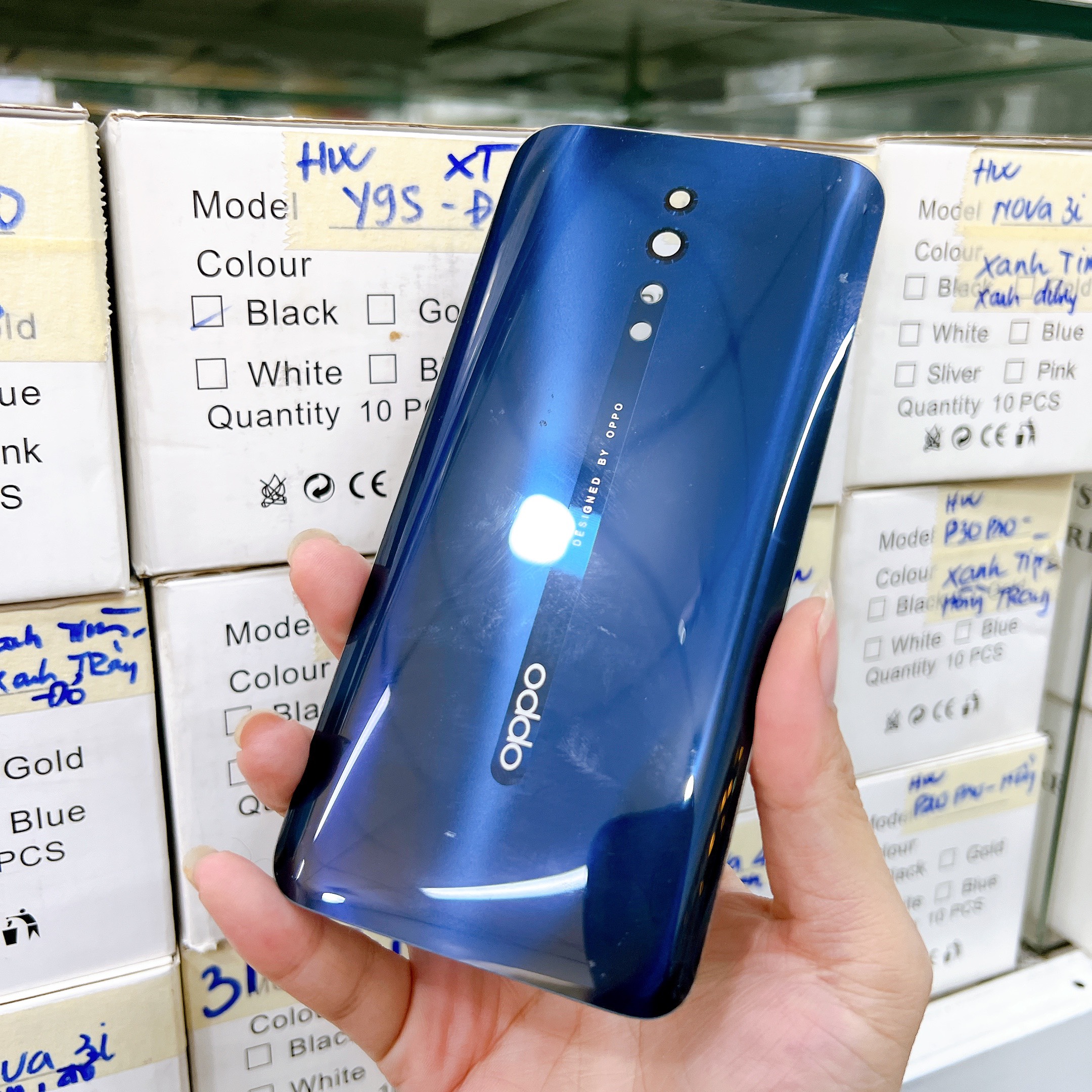 Nắp lưng Oppo Reno Z (không kính camera)