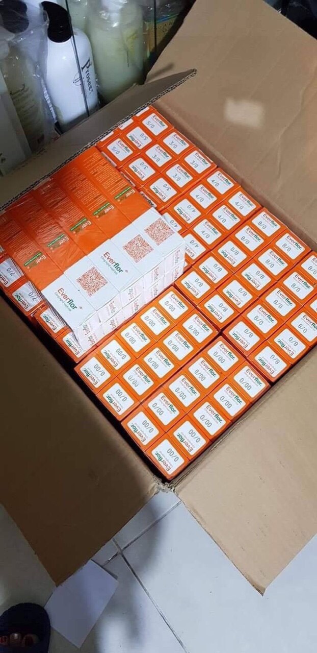 [HCM]Combo 10 tuýp nhuộm Everflor mã 0.00
