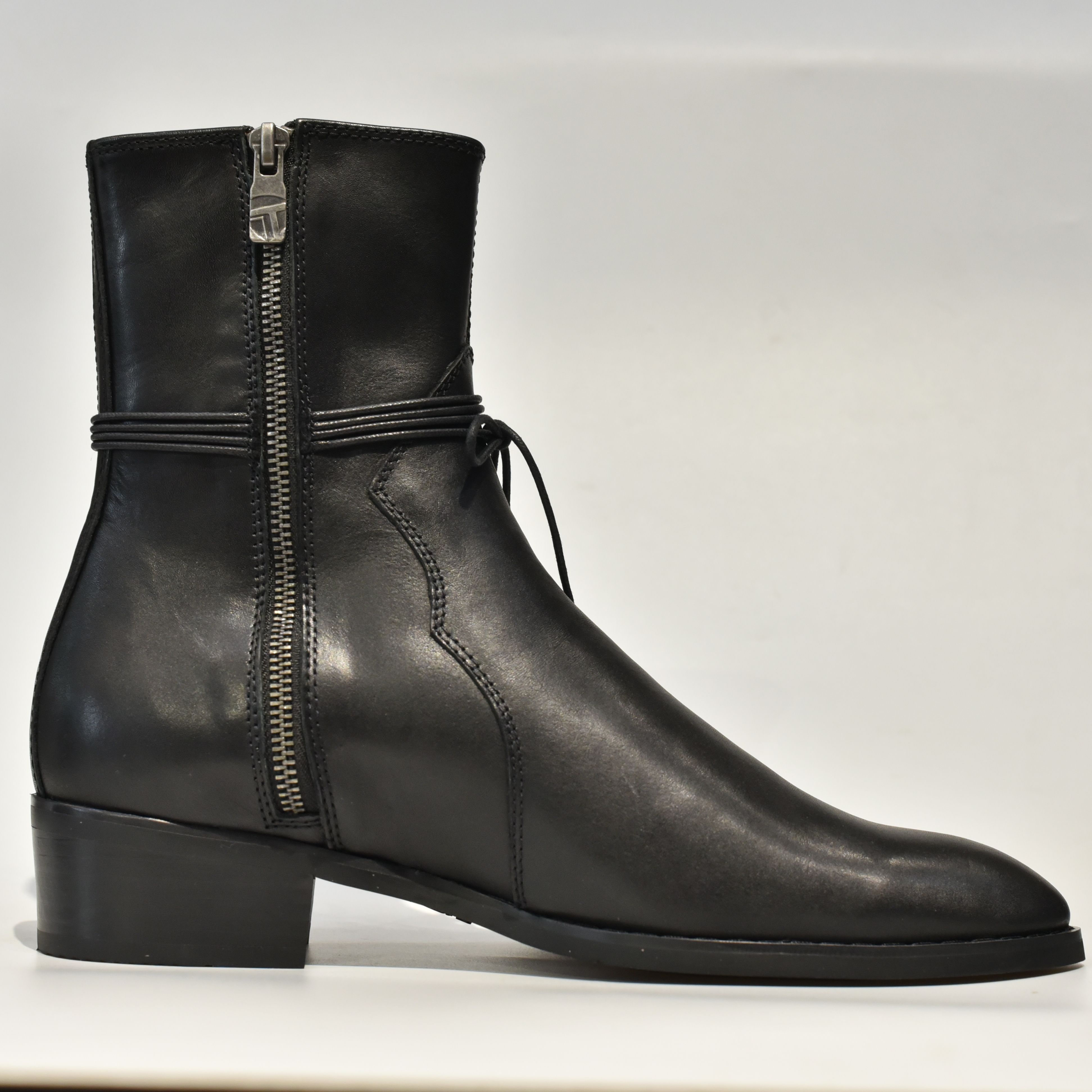 [TATHANIUM Footwear] Giày zip boot màu đen da bò mộc