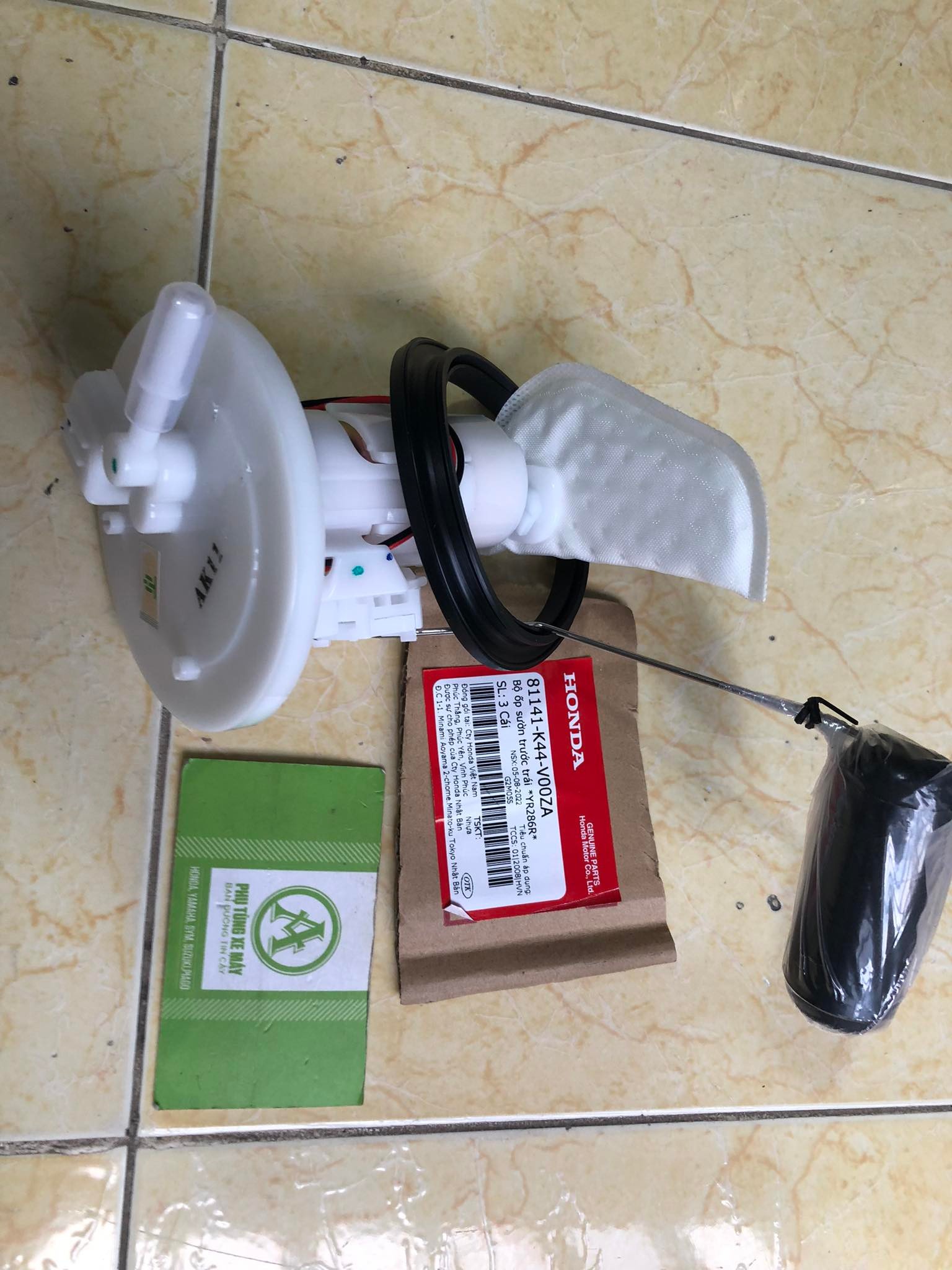 BƠM XĂNG LEAD 110 / SCR 4 chân