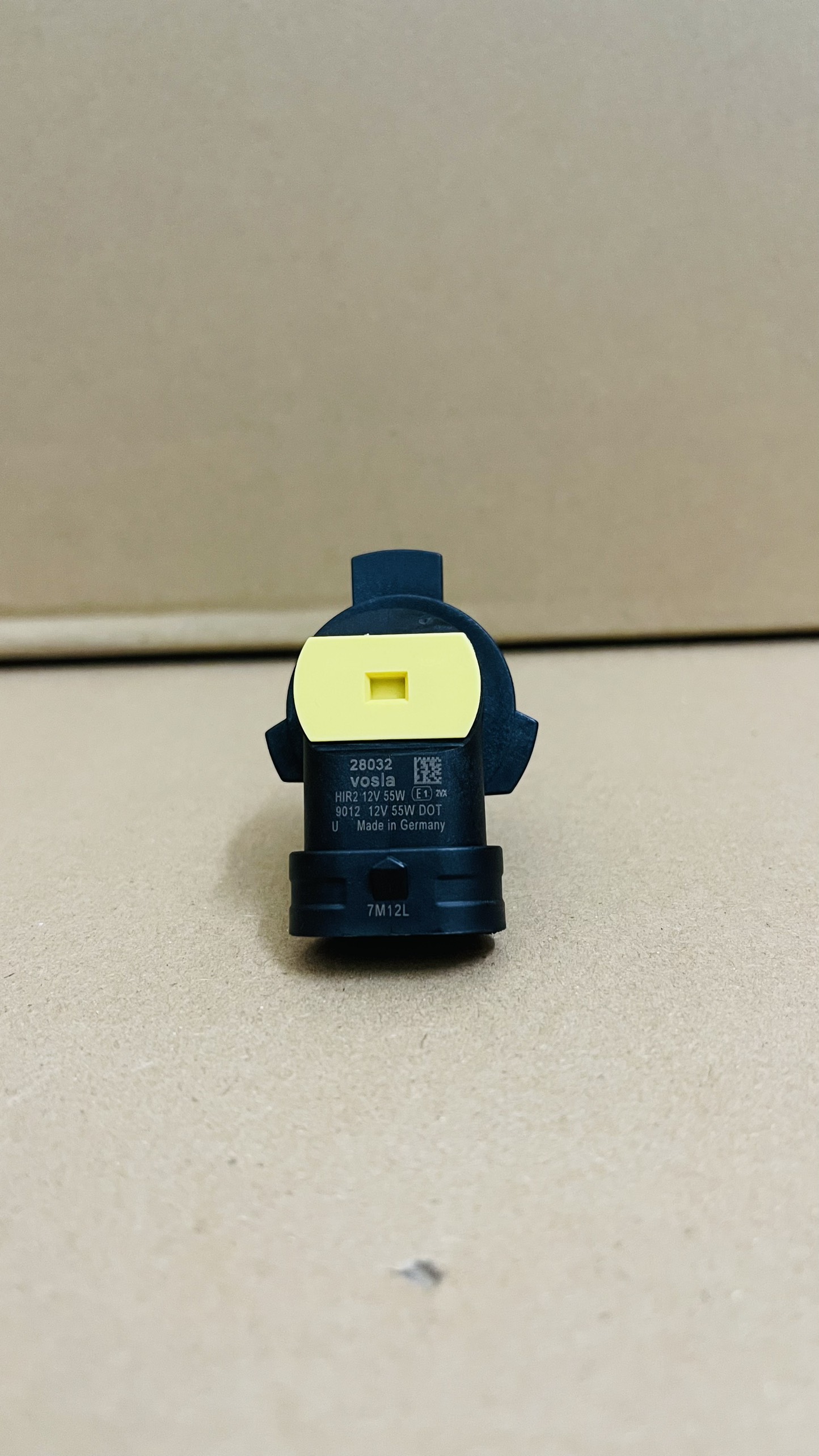 Bóng đèn Halogen Philips HIR2 LL 9012 12V 55W nhập khẩu Đức