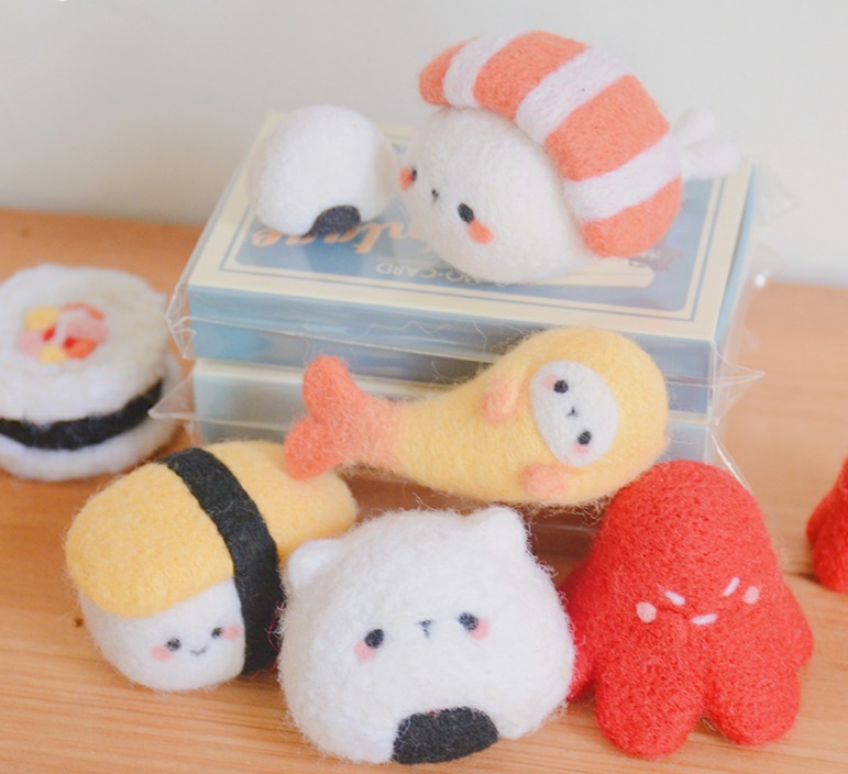 [BỘ KIT LEN CHỌC] Sushi gấu mập