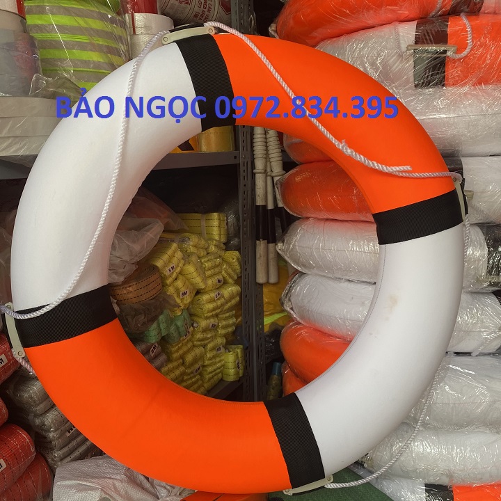Phao xốp cứu hộ
