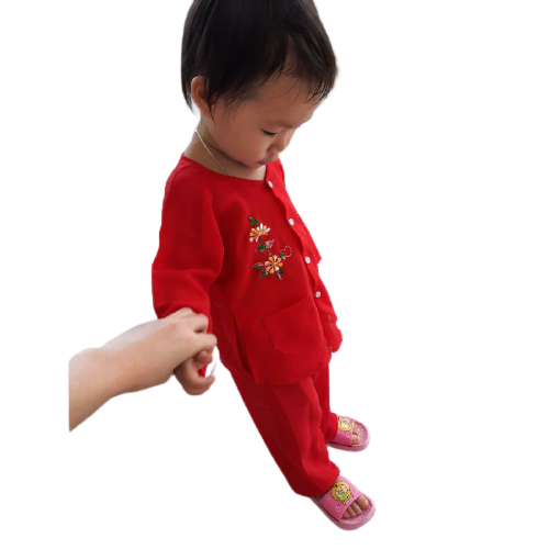Bộ bà ba vẻ nhiều màu cho bé