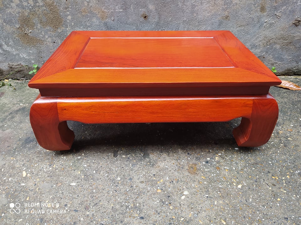 Bàn trà gỗ hương (kích thước 35 x 50 x 18 cm)