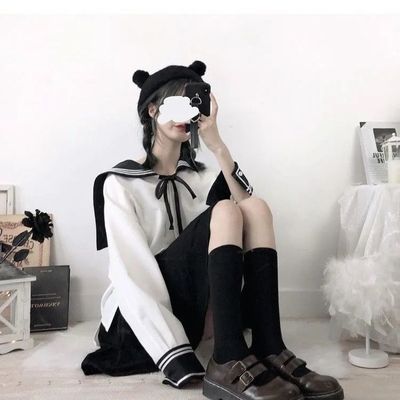tất bắp chân mỏng trắng đen