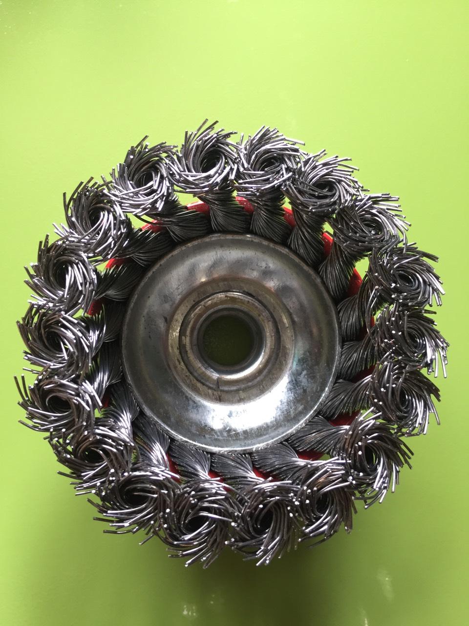 Bộ 4 chổi đánh rỉ. chổi đánh rỉ sắt cao cấp đường kính 10cm cho máy cầm tay