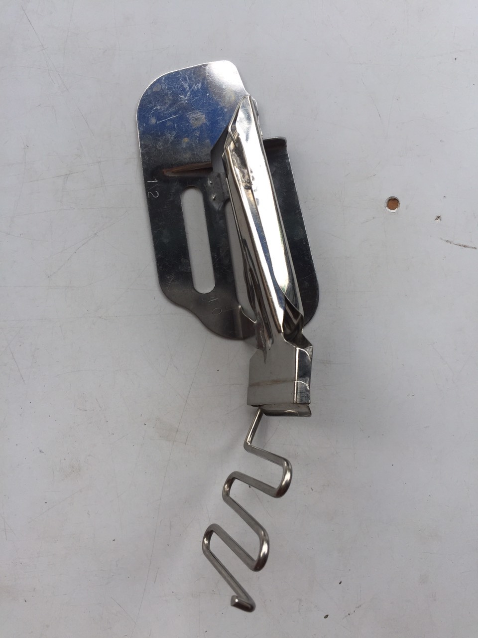 Cữ viền di động ( cữ cuốn viền )