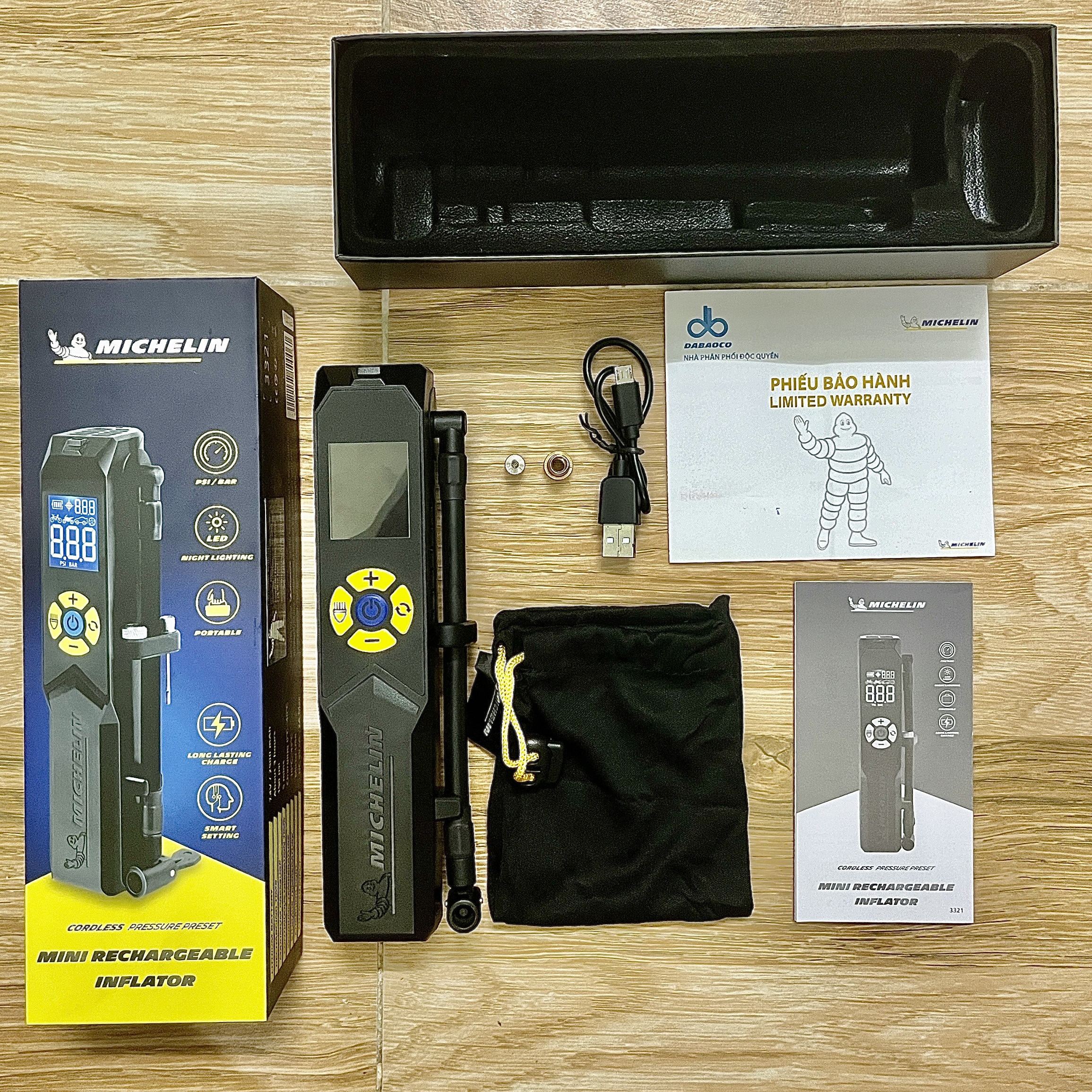 Máy bơm sạc điện mini michelin rechargeable inflator 3321