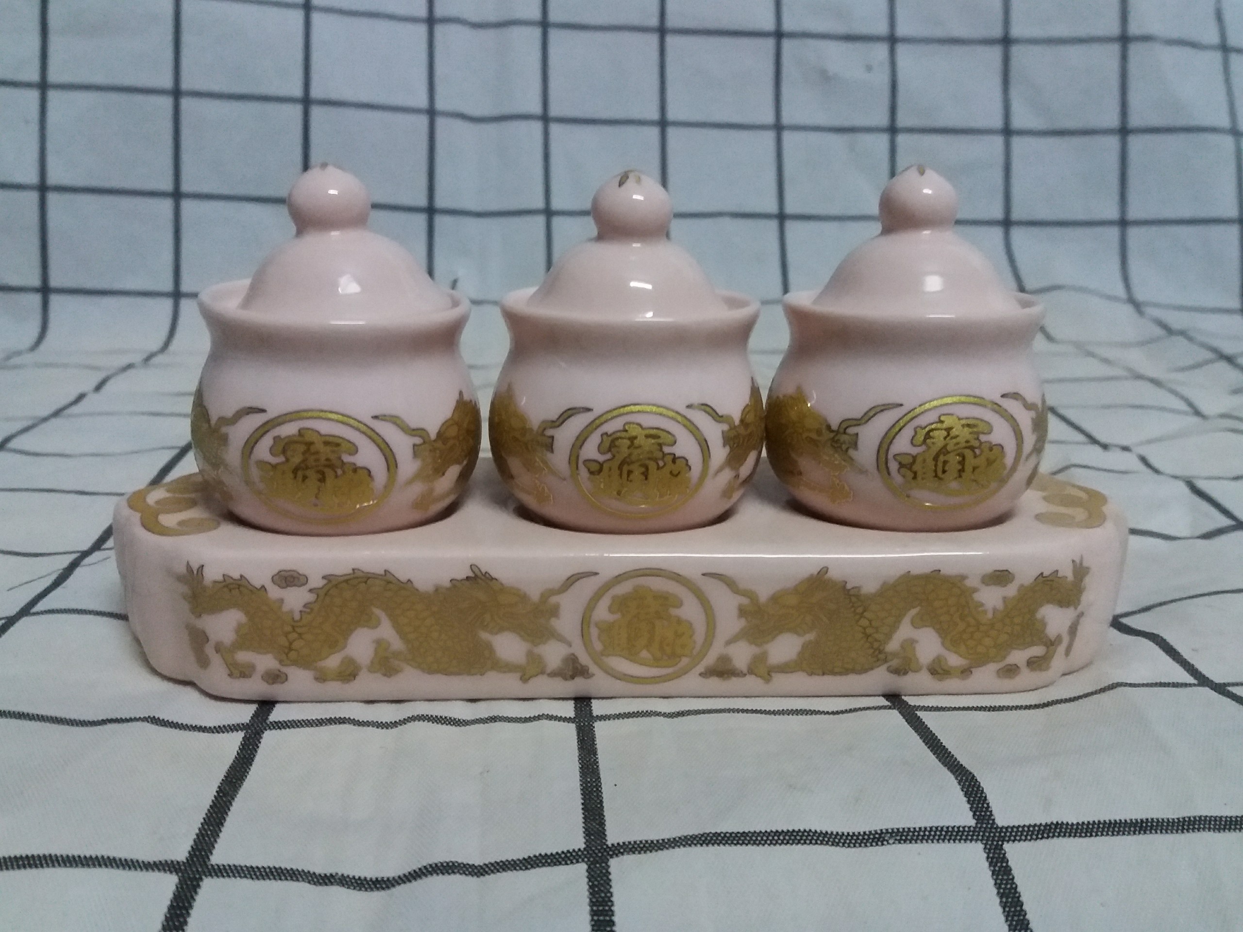 Bộ 3 chung nước có nắp thờ cúng