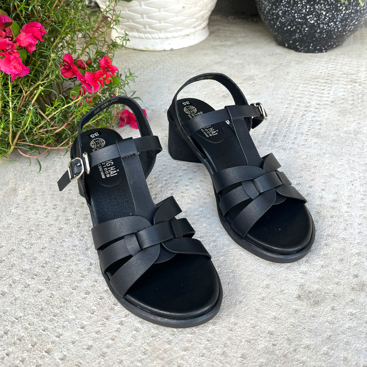 Giày Sandal nữ cao gót 6cm màu đen Trường Hải XD151
