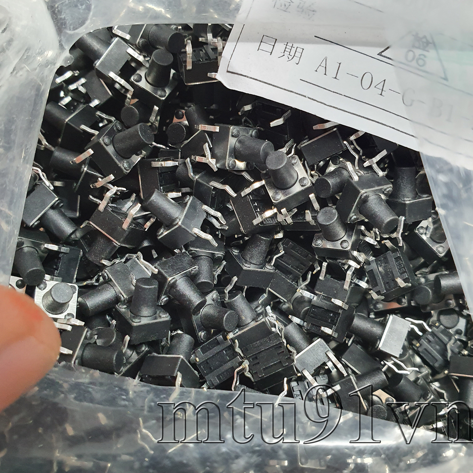 15 Cái - Nút nhấn 4 chân 6x6x8mm DIP