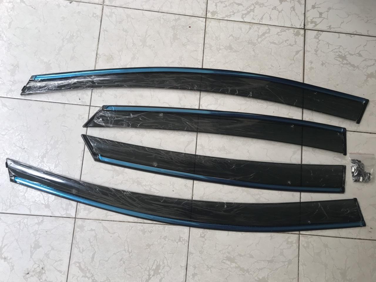 Bộ vè che mưa Ford Focus 12-18 hactback