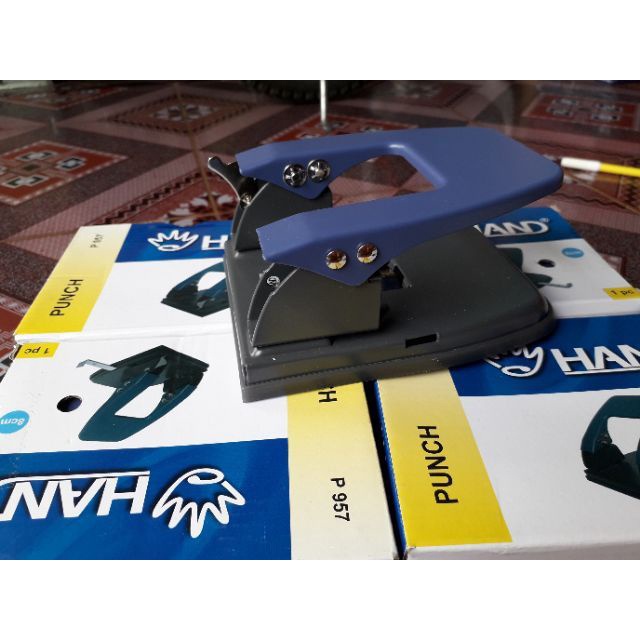 Đục lỗ hand - p957
