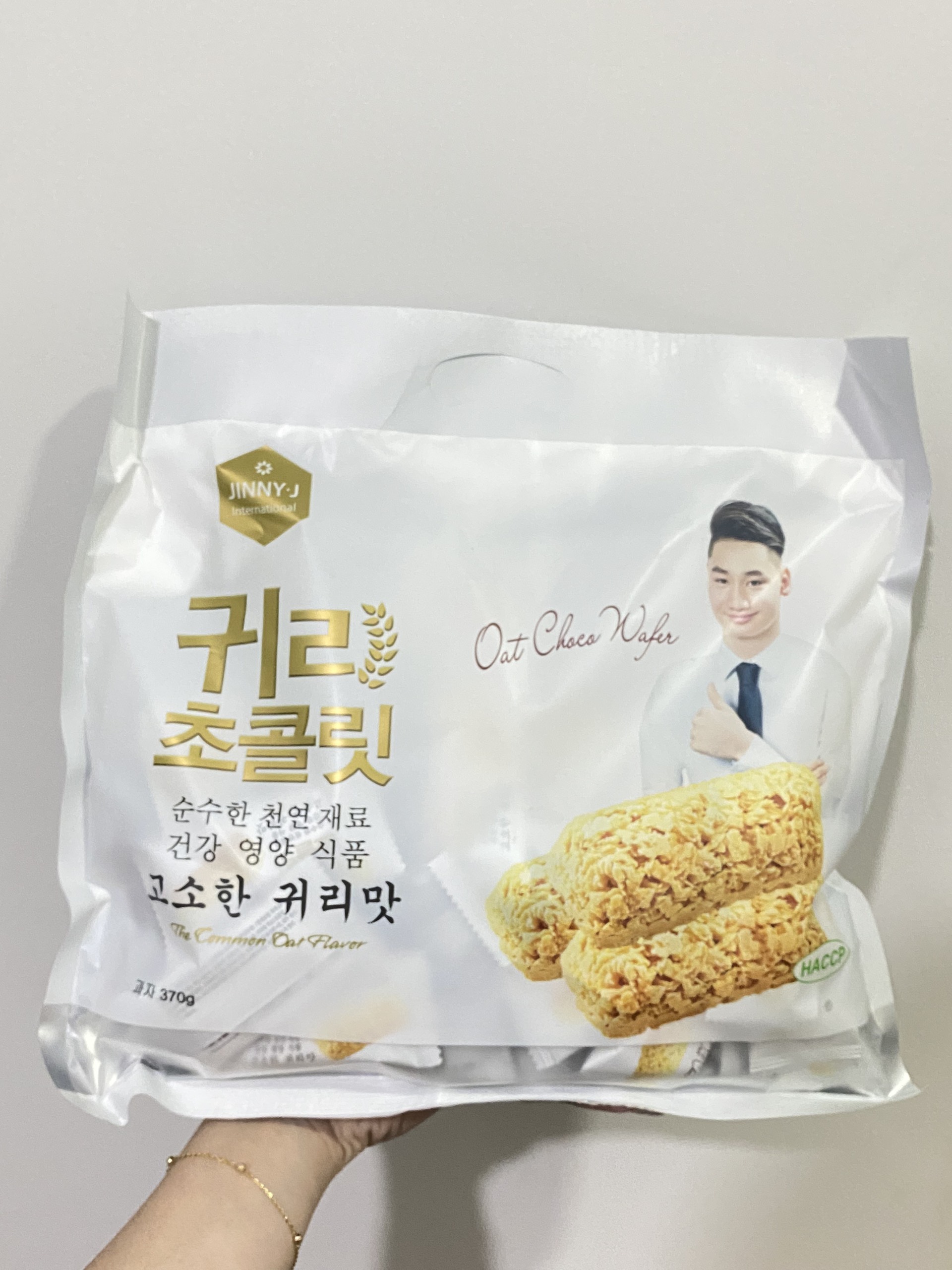 Bánh Xốp Yến Mạch Jinny-J/Ruby&Ben (Gói 350g)