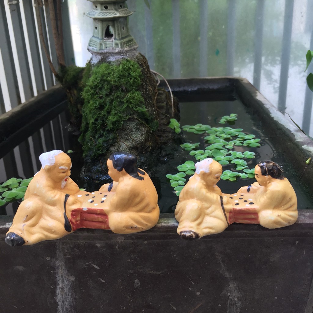 Ông lão đánh cờ trang trí hồ cá bể cá-hòn non bộ