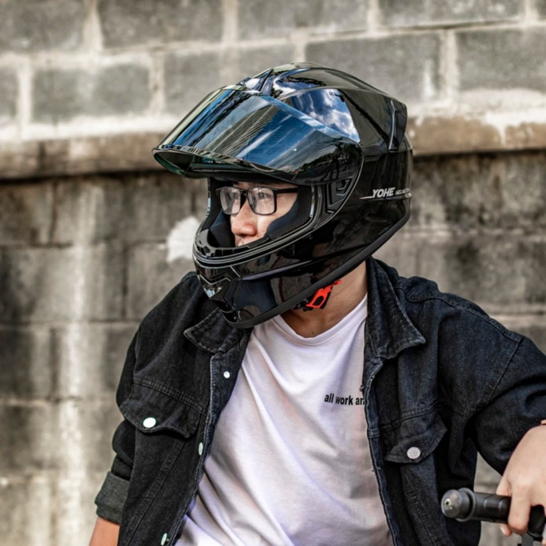 Mũ bảo hiểm fullface Yohe 977