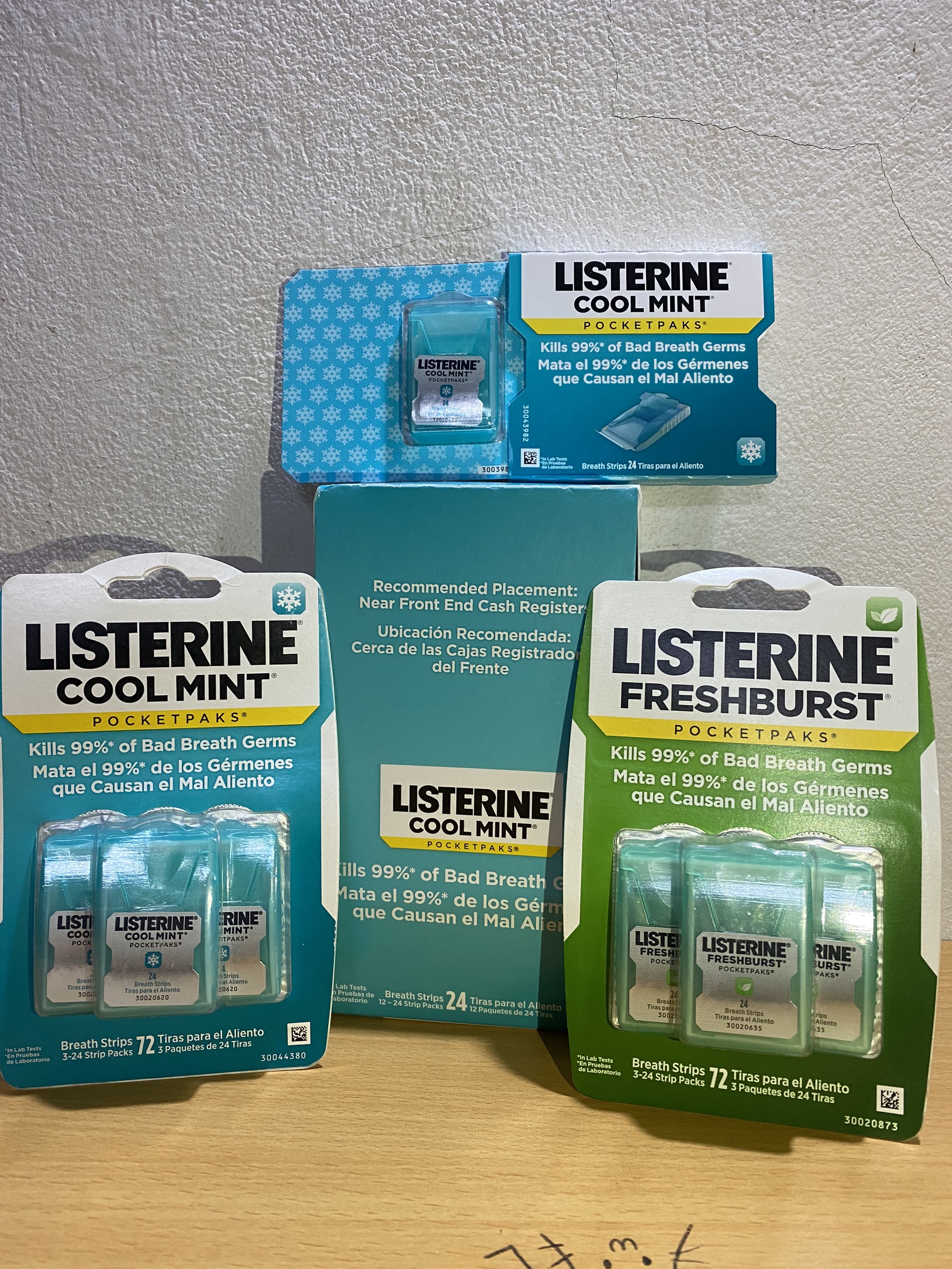 Miếng ngậm thơm miệng Listerine Cool Mint - Mỹ