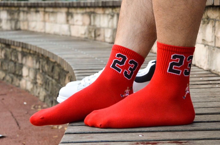 Tất cổ cao logo Jordan số 23.