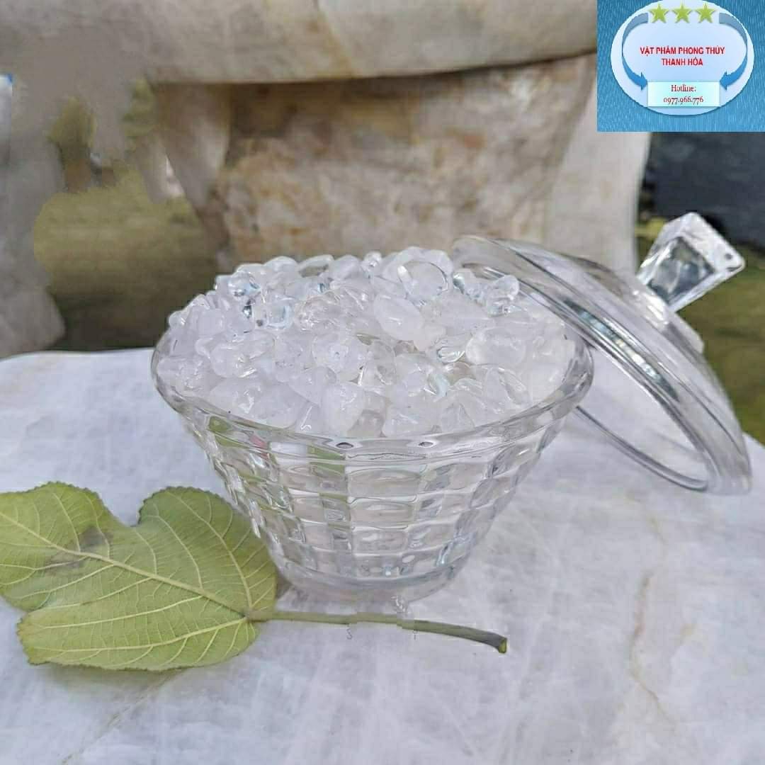 Đá thạch anh vụn tự nhiên 100% màu trắng