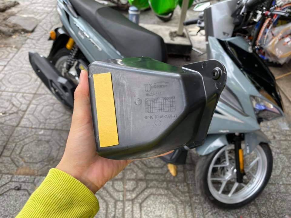 Hộp đựng đồ AB 2020, Hộc đựng đồ AB 2020