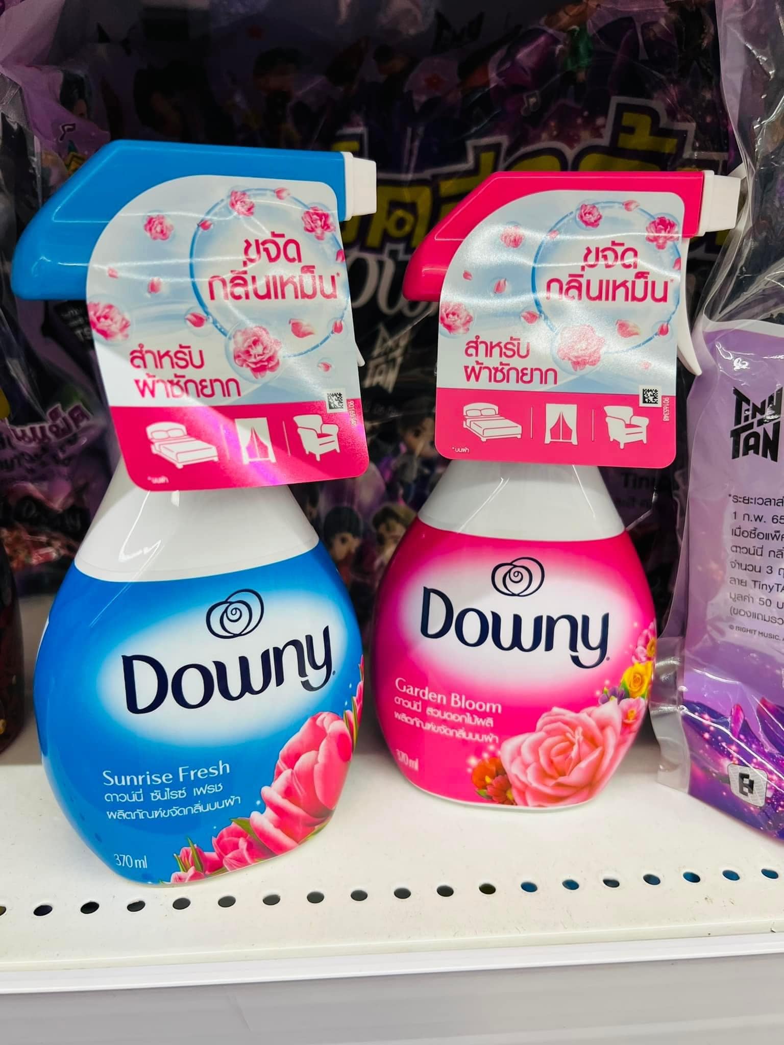 Xịt Thơm Downy Hương Nước Hoa Thái Lan 370ml