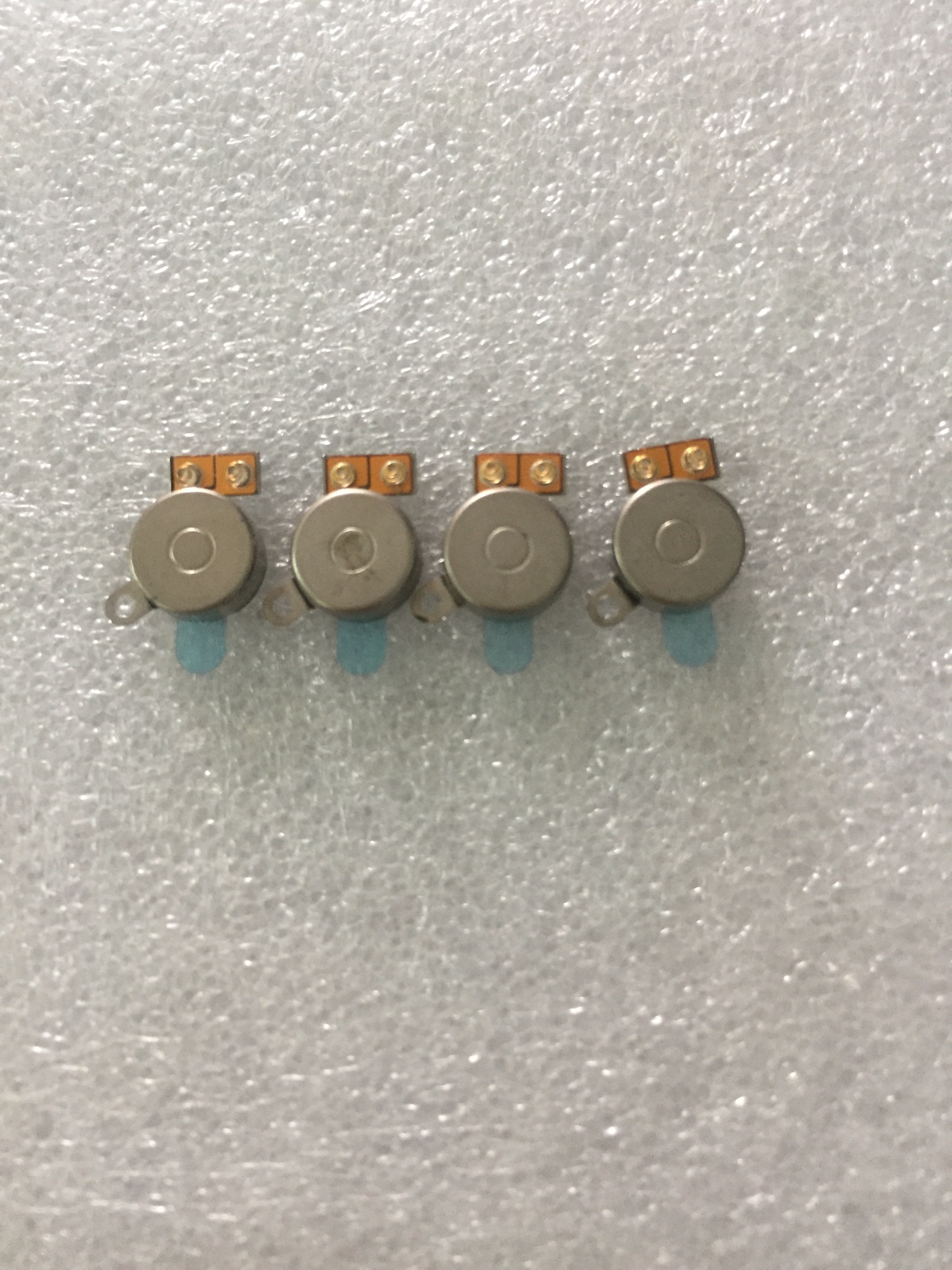 Cục rung iphone 4S