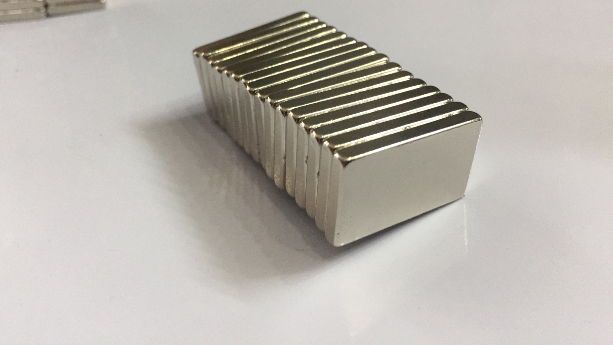 Bộ 10 viên Nam châm đất hiếm 25x15x3mm