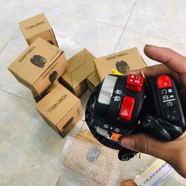 Cùm honeywell luôn cùm công tắc đề máy