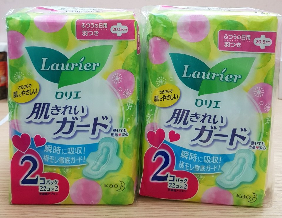 Băng vệ sinh Laurier Nhật Bản