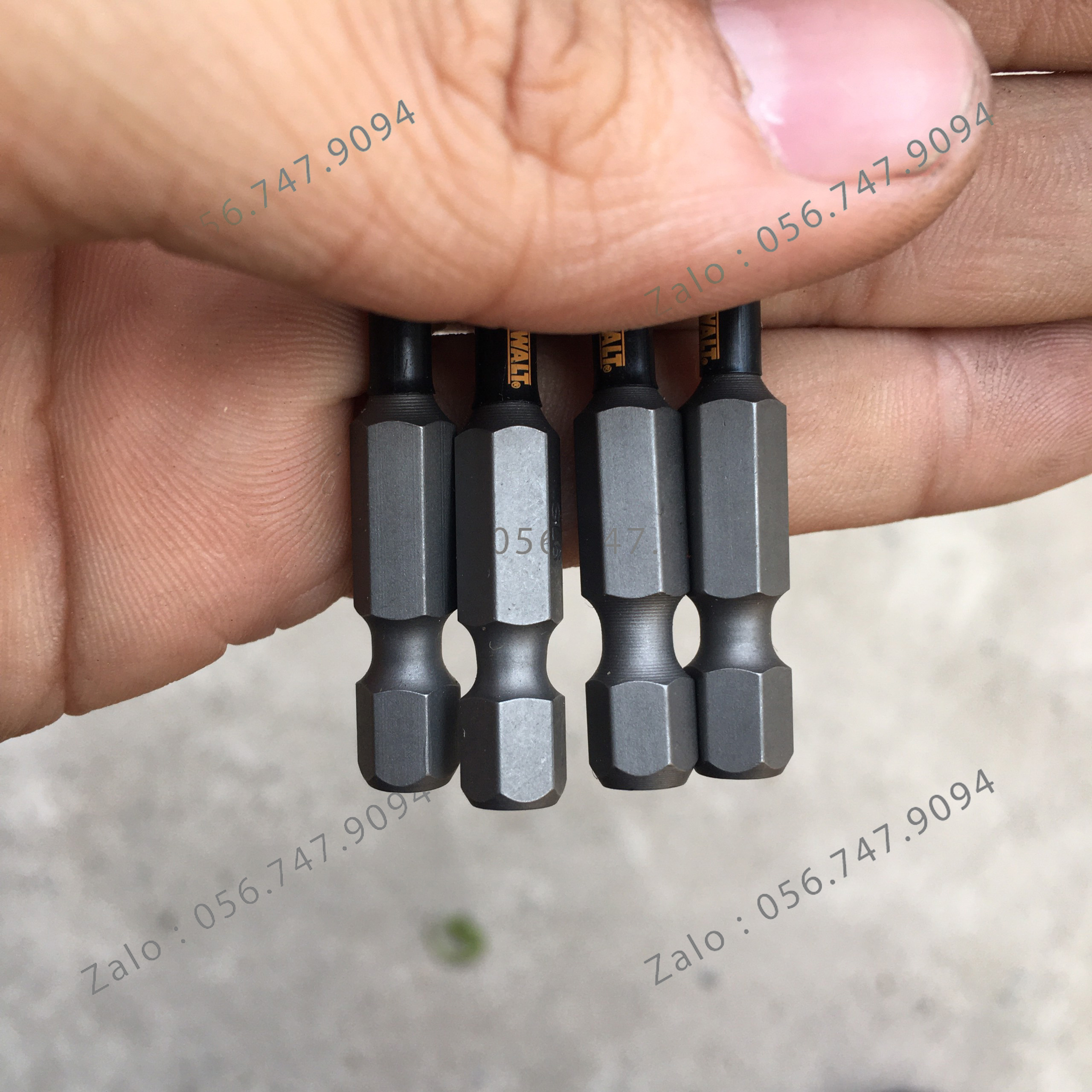 [1 Cái]Mũi Vít Dẹp DEWALT SL6 50mm