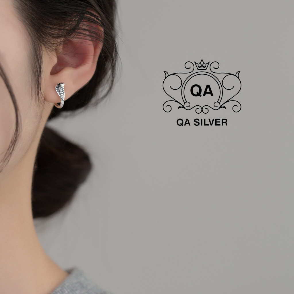 Khuyên tai bạc 925 mặt rắn hổ mang bông tròn nam nữ kẹp vành S925 COBRA QA SILVER Earrings EA231204