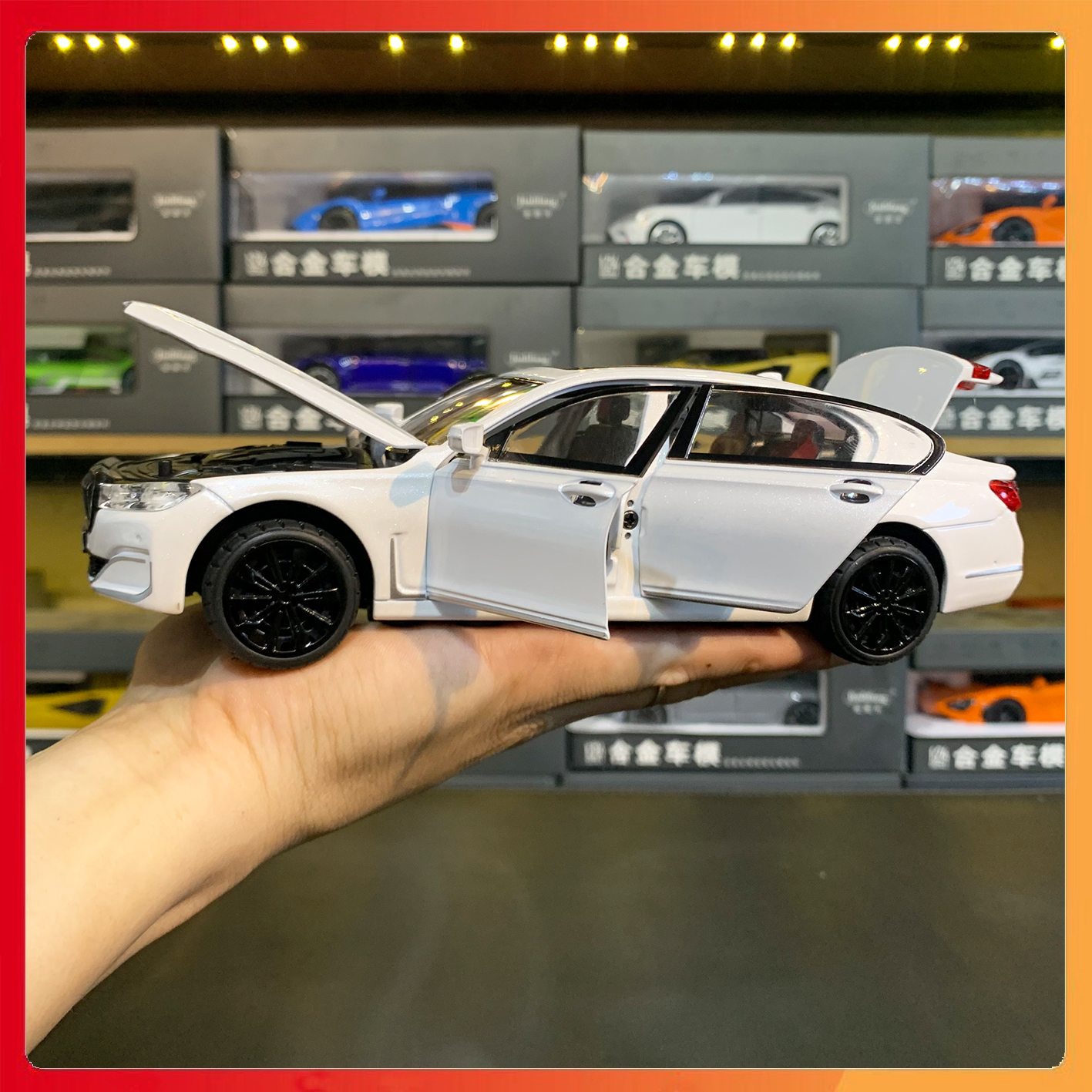 Mô hình xe BMW 760Li tỉ lệ 1:24 CHIMEI