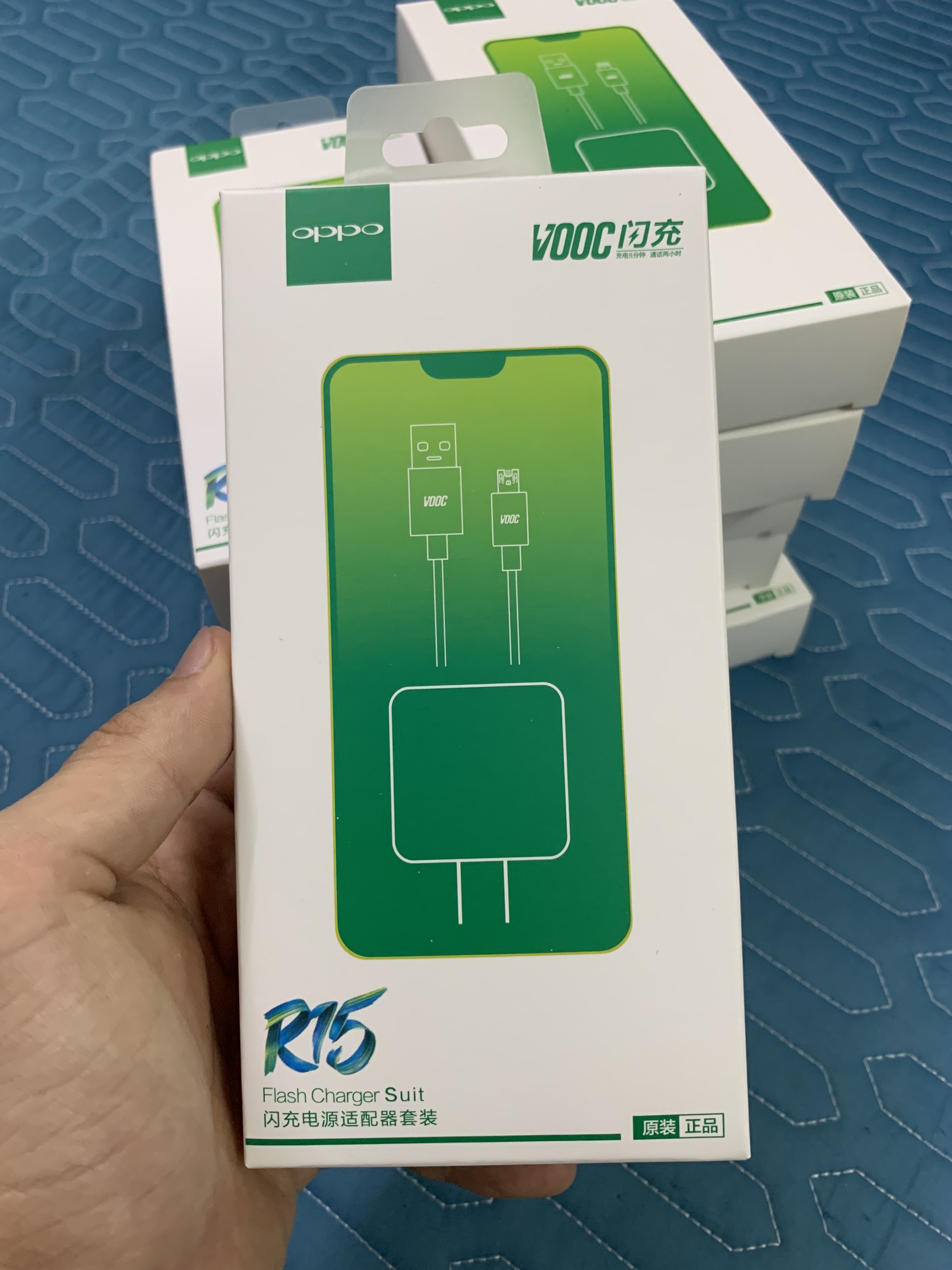 Bộ Sạc Nhanh 4A OPPO VOOC R15 Chân Micro USB