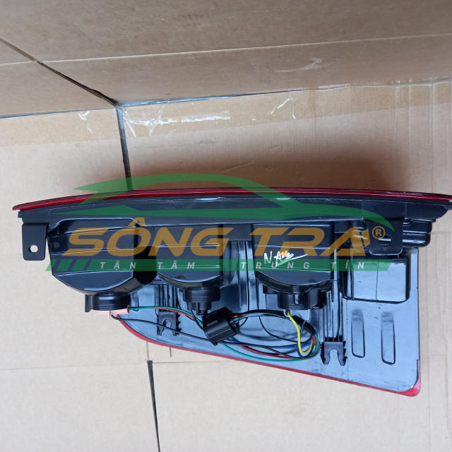 ĐÈN HẬU FORD RANGER