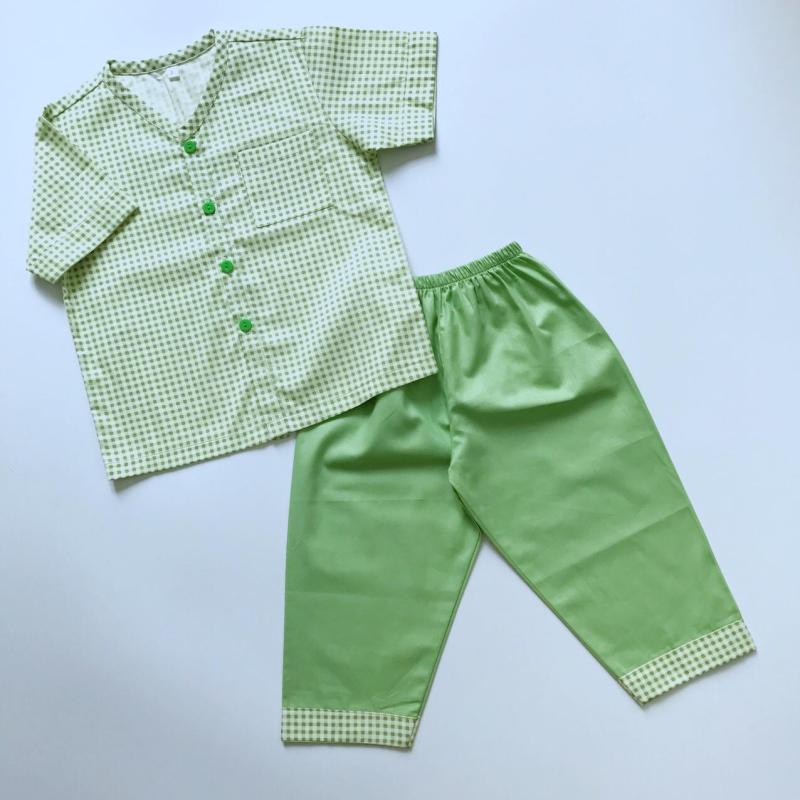 Nơi bán Bộ mặc nhà cotton cho bé caro xanh lá 10-40kg