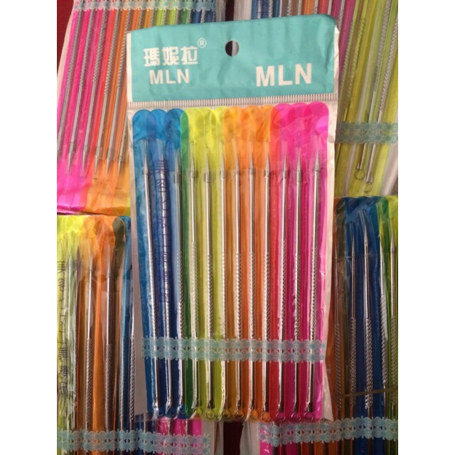 [HCM](Vỉ 12 cây) Que nặn mụn